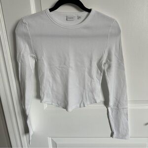 ARITZIA 	Sunday Best
PARCEL BABY WAFFLE LONGSLEEVE white